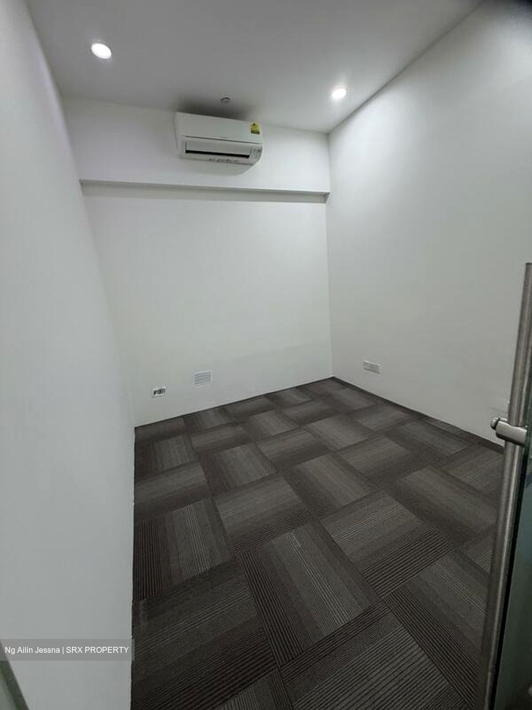 Westway (D5), Retail #506922421